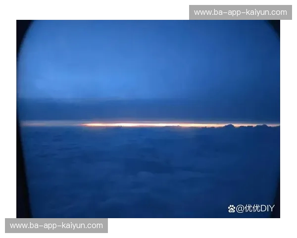 像飞鸟一样穿透云层：在梦想与天空的交界处，寻找属于你的坐标